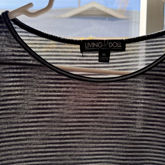 Black and grey striped long sleeve - Picture 6 of 6